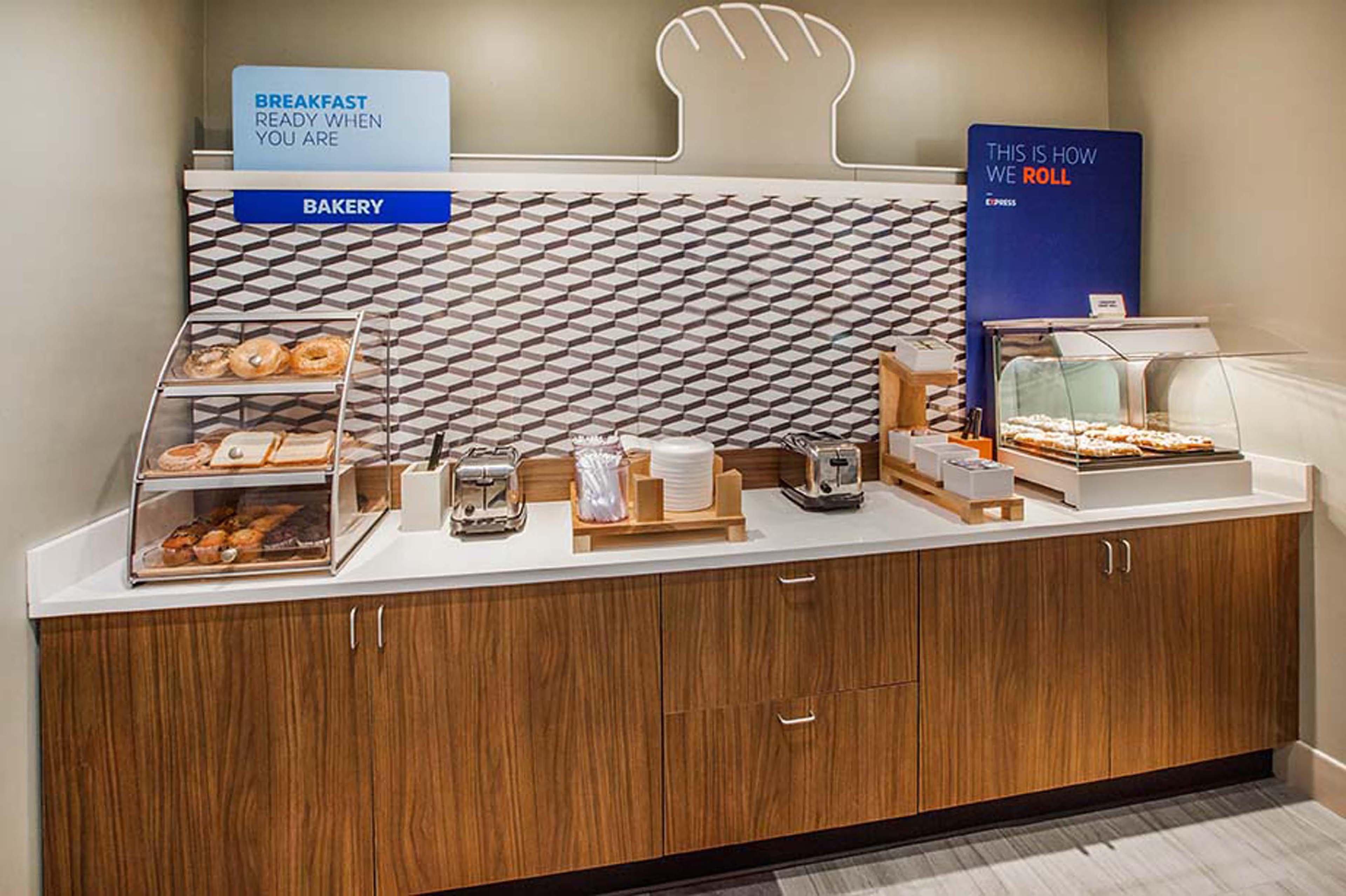 Holiday Inn Express And Suites Lubbock South By Ihg Екстериор снимка