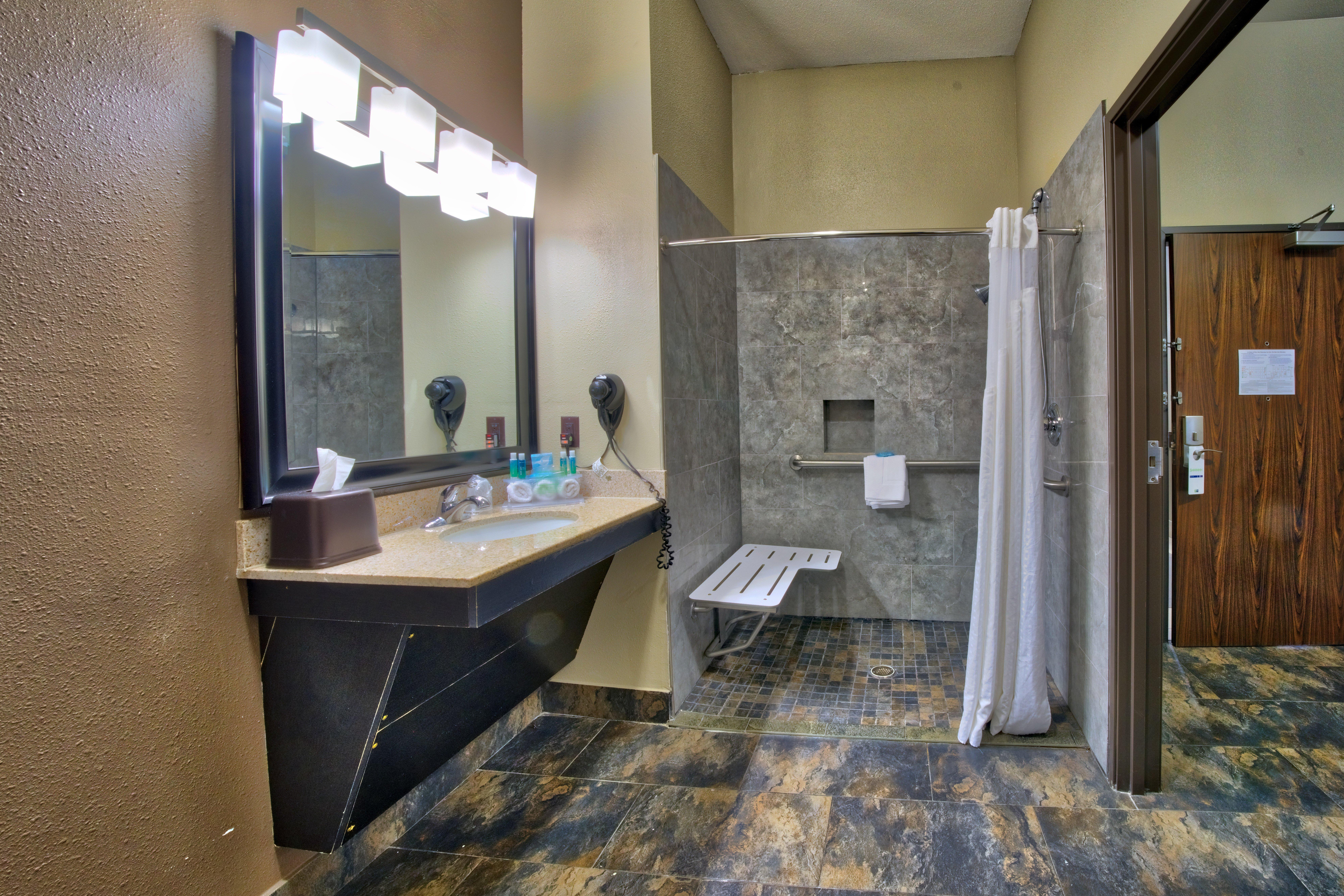 Holiday Inn Express And Suites Lubbock South By Ihg Екстериор снимка
