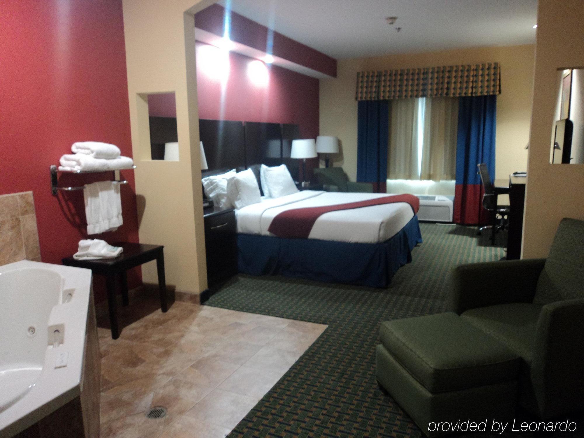 Holiday Inn Express And Suites Lubbock South By Ihg Екстериор снимка
