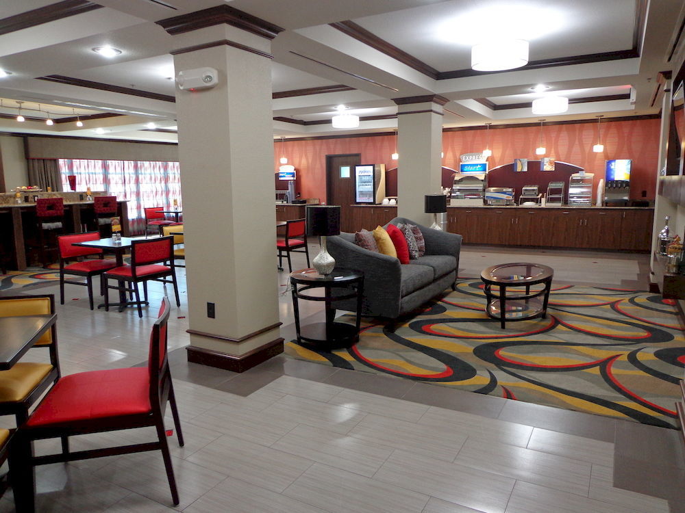 Holiday Inn Express And Suites Lubbock South By Ihg Екстериор снимка